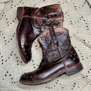 BED STU Distressed Studded Cowboy Leather Boots Womens Size 8